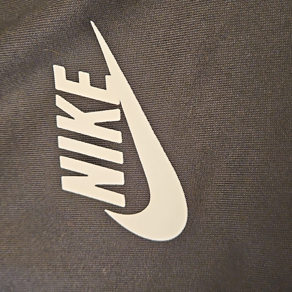 IUC Men's Classic Nike Black and White Zip-Up Tracksuit Top. Size M - Picture 4 of 5